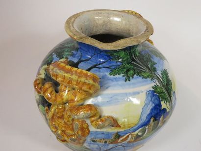 ITALIE, Urbino
Vase de Pharmacie de forme...