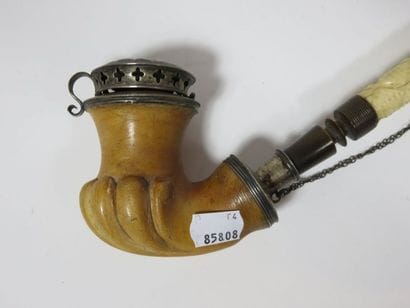 IMPORTANTE PIPE, le fourneau en écume de...