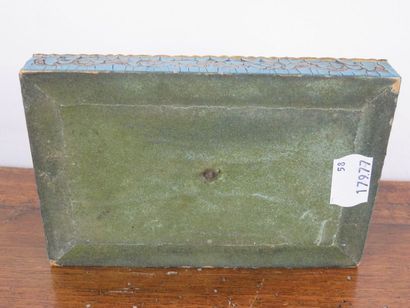 PRESSE-PAPIER: Lézard en bronze ciselé sur...