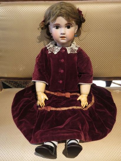 POUPEE SFBJ 1907, 75 cm. T 14, yeux verre...