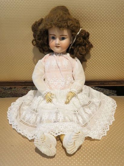 POUPEE AM. T. 6, moule 390. Corps origine,...
