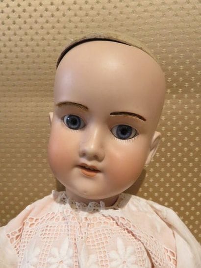 POUPEE AM. T. 6, moule 390. Corps origine,...