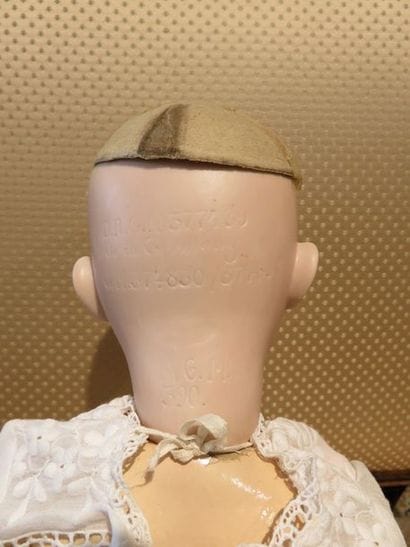 POUPEE AM. T. 6, moule 390. Corps origine,...