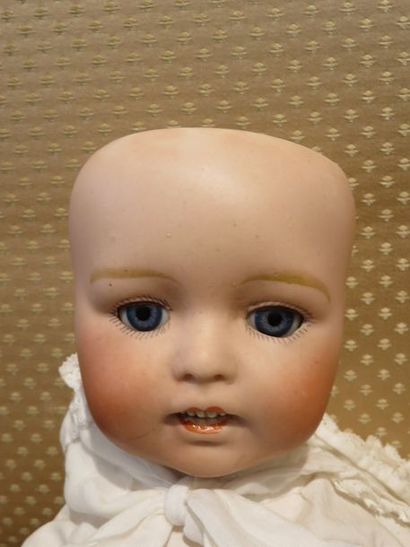 POUPEE CARACTERE Limoges 
