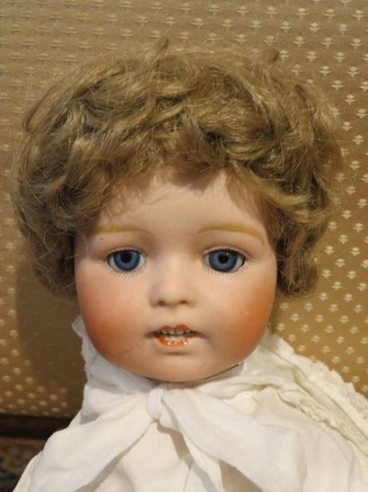 POUPEE CARACTERE Limoges 