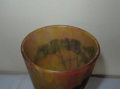 DAUM Nancy
Vase cornet sur piédouche en verre...