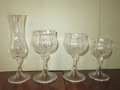 DAUM
Partie de service de verres à pied en...