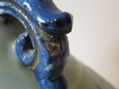 CHINE
Vase balustre à décor en camaïeu bleu...