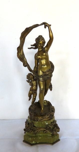 Auguste MOREAU d'après
Vénus et Cupidon Bronze...