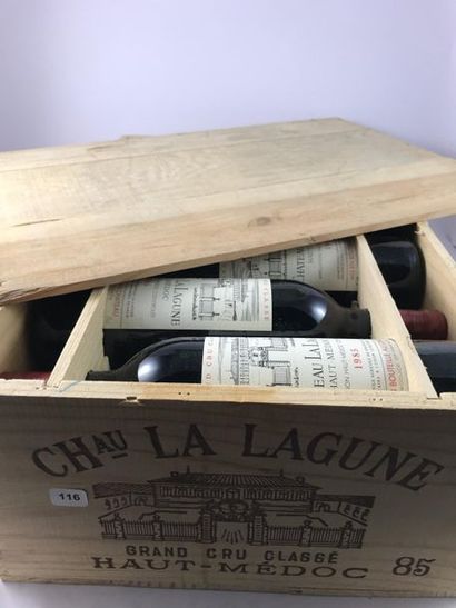 12 btls Château La Lagune 1985 en CBO - ...