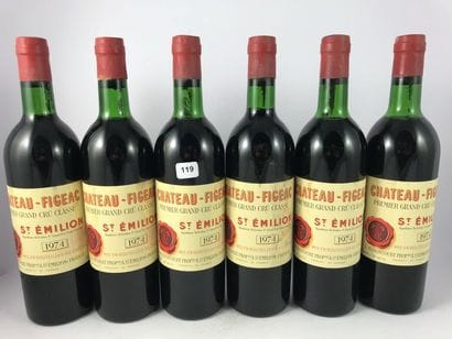 12 btls Château Figeac 1974 en CBO - Sai...