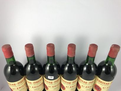12 btls Château Figeac 1974 en CBO - Sai...