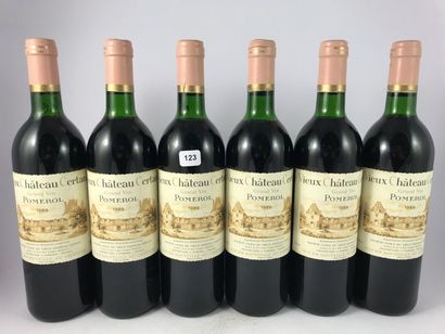 12 btls Vieux Château Certan 1989 en CBO...