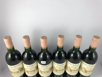 12 btls Vieux Château Certan 1989 en CBO...
