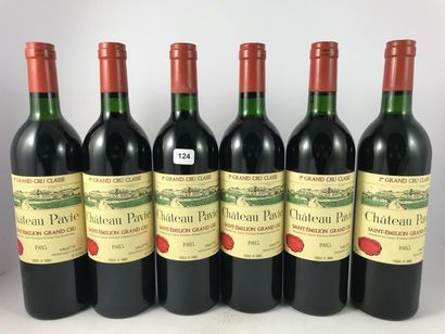 12 btls Château Pavie 1985 en CBO - Sain...