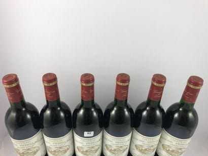 12 btls Château Larose Perganson 1989 en...