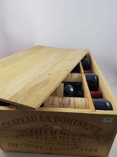 12 btls Château La Dominique 1989 en CBO...