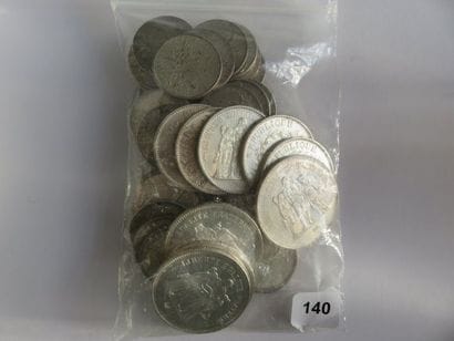 Monnaies argent - Lot de 41 monnaies en argent...