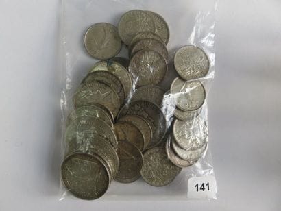 Monnaies argent - Lot de 33 monnaies en argent...