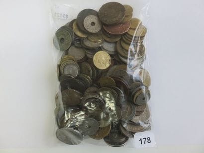 Monnaies - Lot de + 220 monnaies diverses...