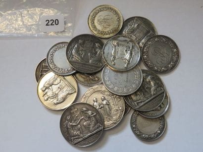 Médailles - Collection de 16 médailles de...