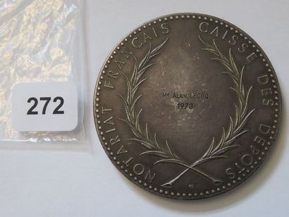 Médaille du Notariat français et de la Caisse...