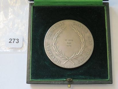 Médaille du Notariat français et de la Caisse...
