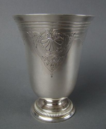 TIMBALE en argent. PARIS, SAGLIER Frères,...