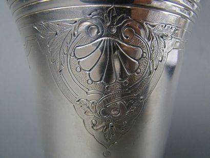 TIMBALE en argent. PARIS, SAGLIER Frères,...