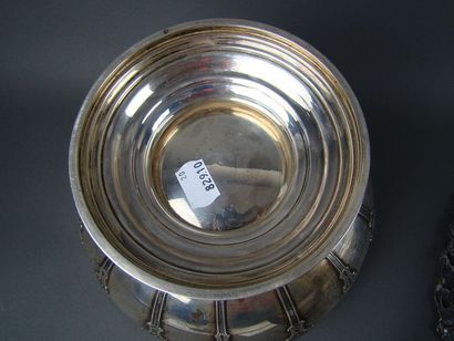 COUPE en argent. LONDRES, HARRISON Brothers...
