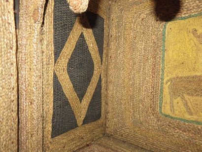 Secrétaire en tressage de paille tendu sur...