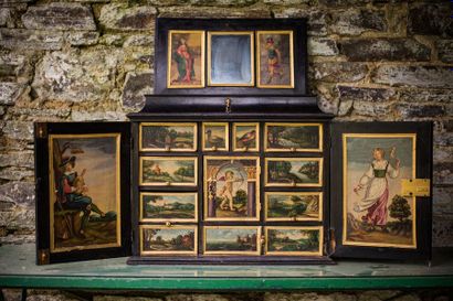 Cabinet flamand en placage d'ébène et bois...