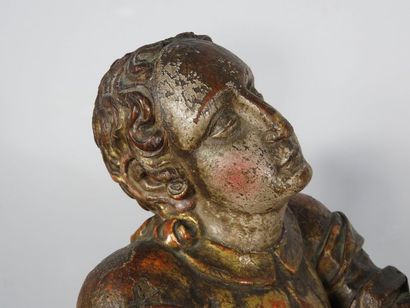 Paire de sculptures en sapin figurant des...