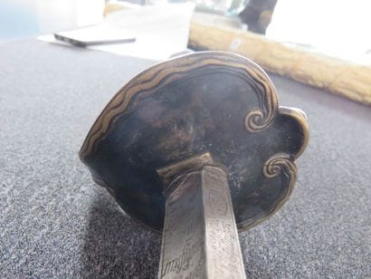 Epée d'officier des gardes du corps du Roi...