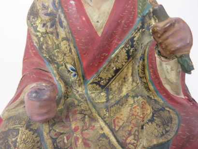 JAPON Statuette de moine en bois laqué rouge...