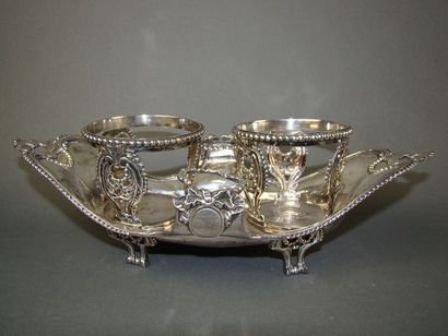 HUILIER-VINAIGRIER en argent. PARIS, 1778-1779...