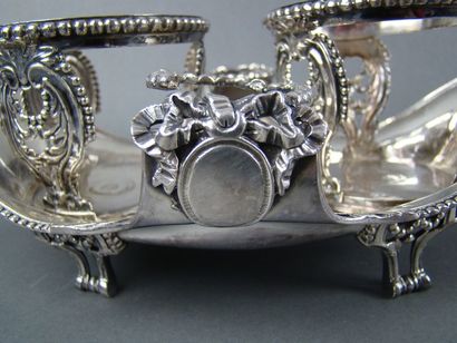 HUILIER-VINAIGRIER en argent. PARIS, 1778-1779...