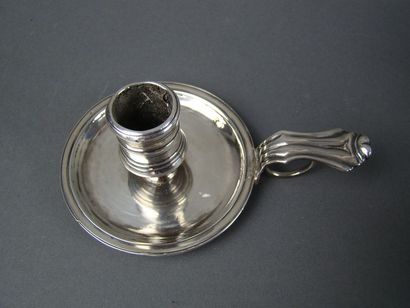 BOUGEOIR en argent. Province, maître abonné...