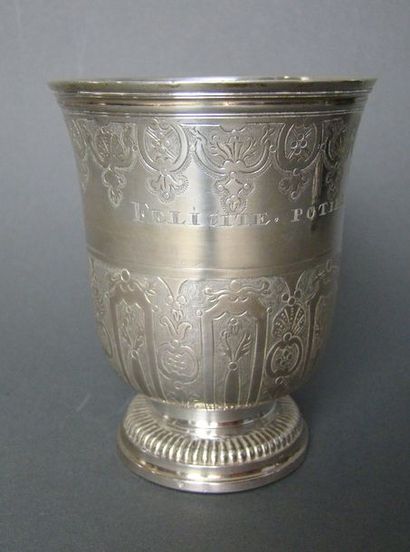 TIMBALE en argent. SOISSONS, vers 1765 [N]....