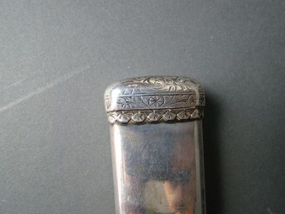 ECRITOIRE PORTATIVE (DIVIT) en argent. TURQUIE,...