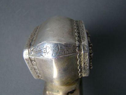 ECRITOIRE PORTATIVE (DIVIT) en argent. TURQUIE,...