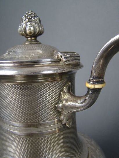 CAFETIERE en argent. PARIS, ODIOT, ap. 1838...