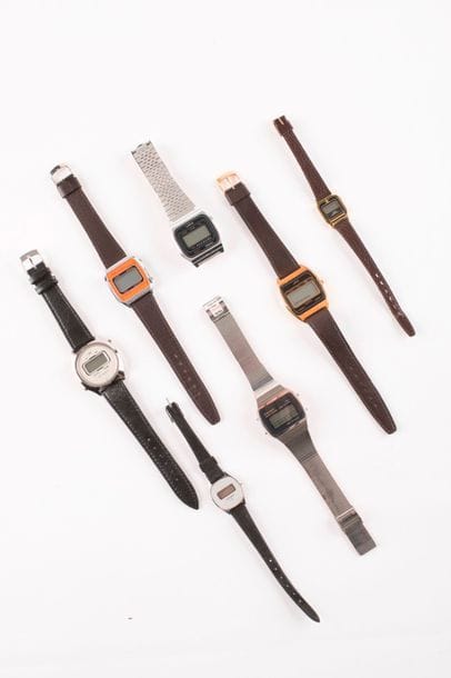 Lot de 7 montres à affichage numérique. Neuves...