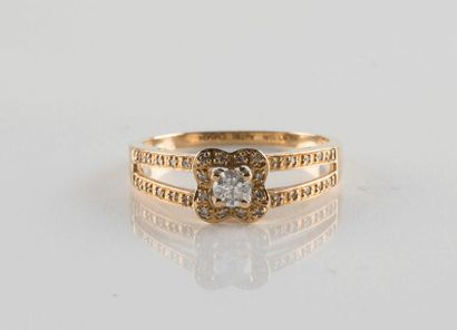 MAUBOUSSIN Bague en or jaune «Chance of Love»...