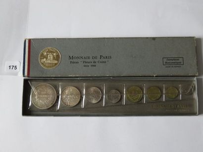 Monnaies - France - Série FDC 1966, 8 monnaies...
