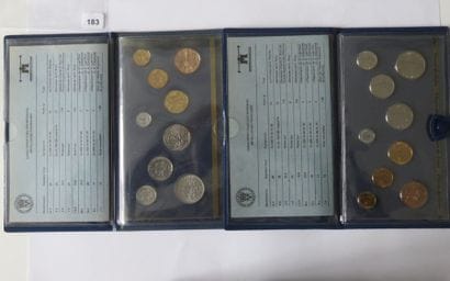 Monnaies - France - Lot de 2 x Série FDC...
