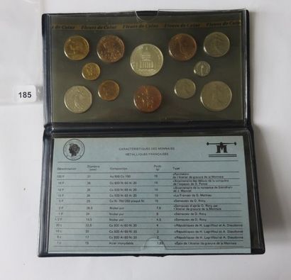 Monnaies - France - Série FDC 1983, 12 monnaies...