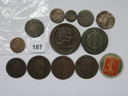 Monnaies - France - Lot de 12 monnaies diverses,...