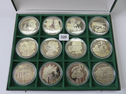 Médailles - Lot de 15 médailles, Coffret...