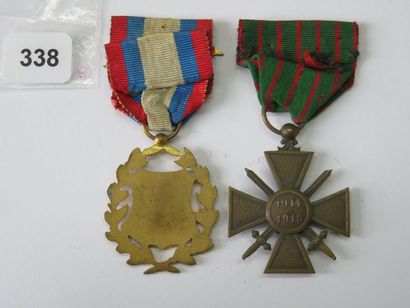Décorations - Lot de 2 médailles, Médaille...